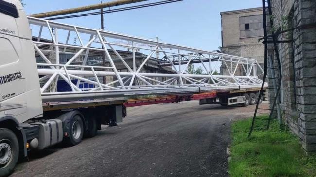 Building steel